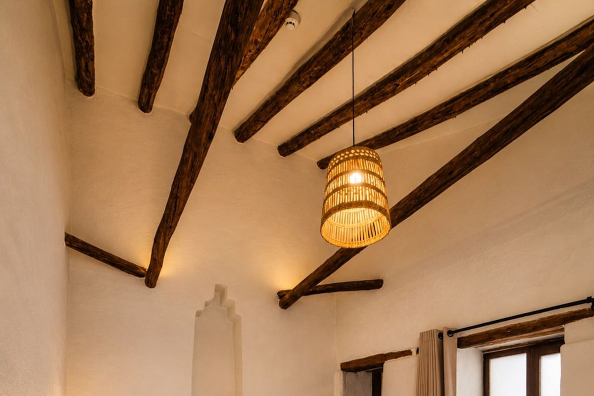 Coffres-forts dans les chambres, Wi-Fi, draps fournis