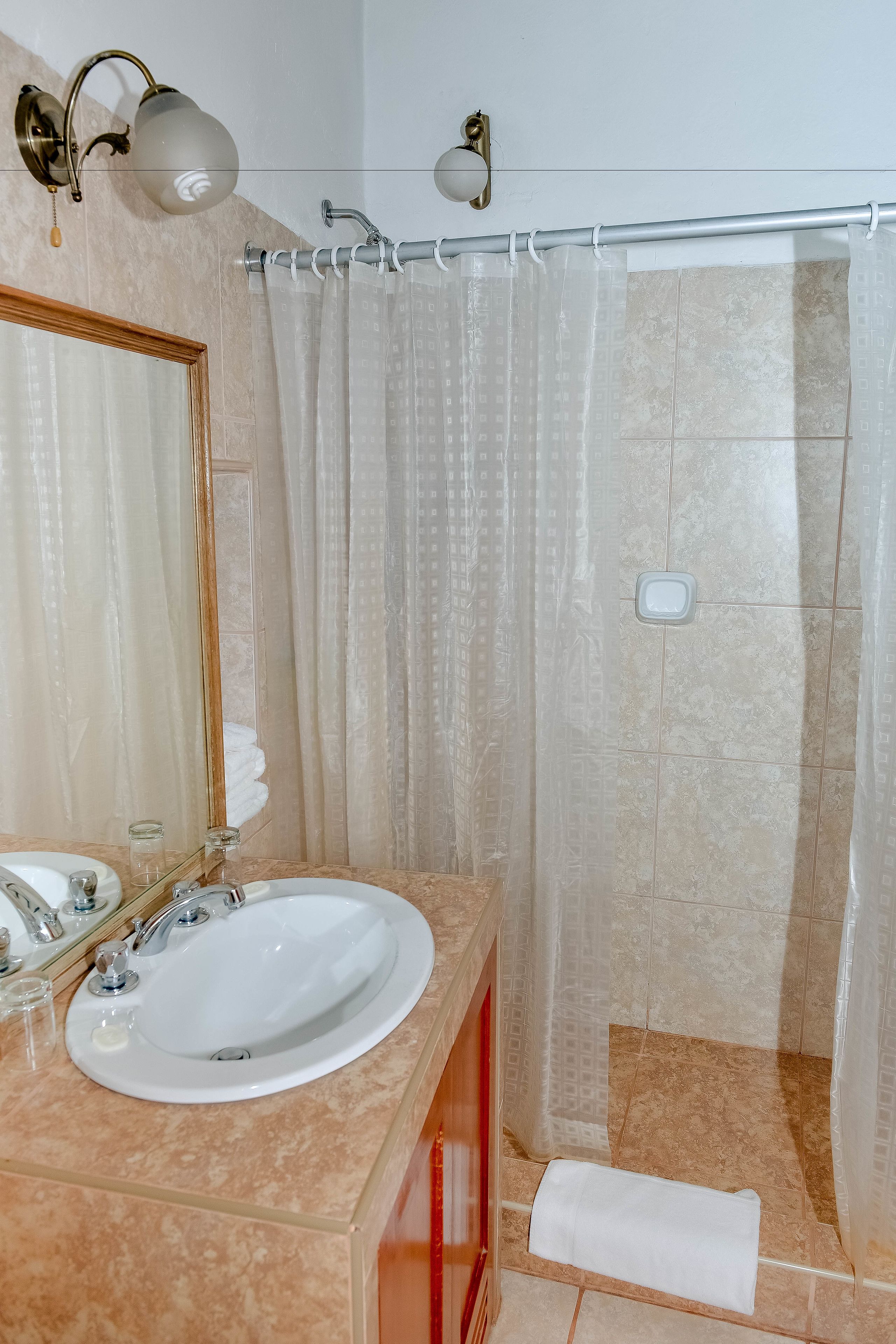 suite, balcony | bathroom | shower, free toiletries, hair dryer, bathrobes