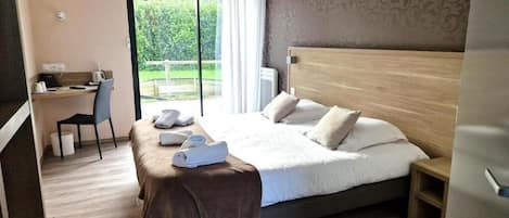 Quarto superior | Roupas de cama premium, camas Select Comfort, individualmente decorados