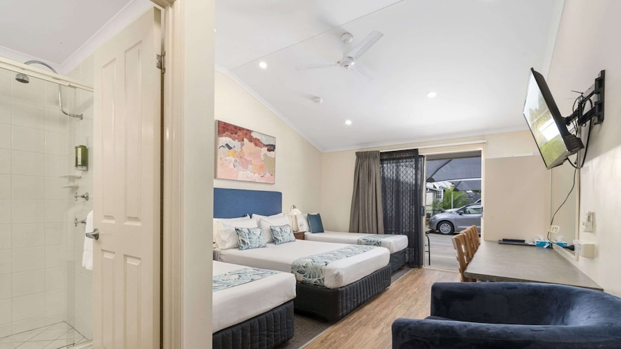 Caboolture Central Motor Inn, SureStay Collection by BW