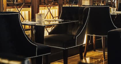 Hotel Bagues, a Small Luxury Hotels of the World