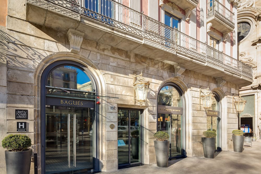 Hotel Bagues, a Small Luxury Hotels of the World
