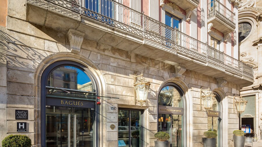 Hotel Bagues, a Small Luxury Hotels of the World