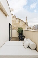 Jewel Suite, 1 double bed, terrace, city view | Terrace/patio