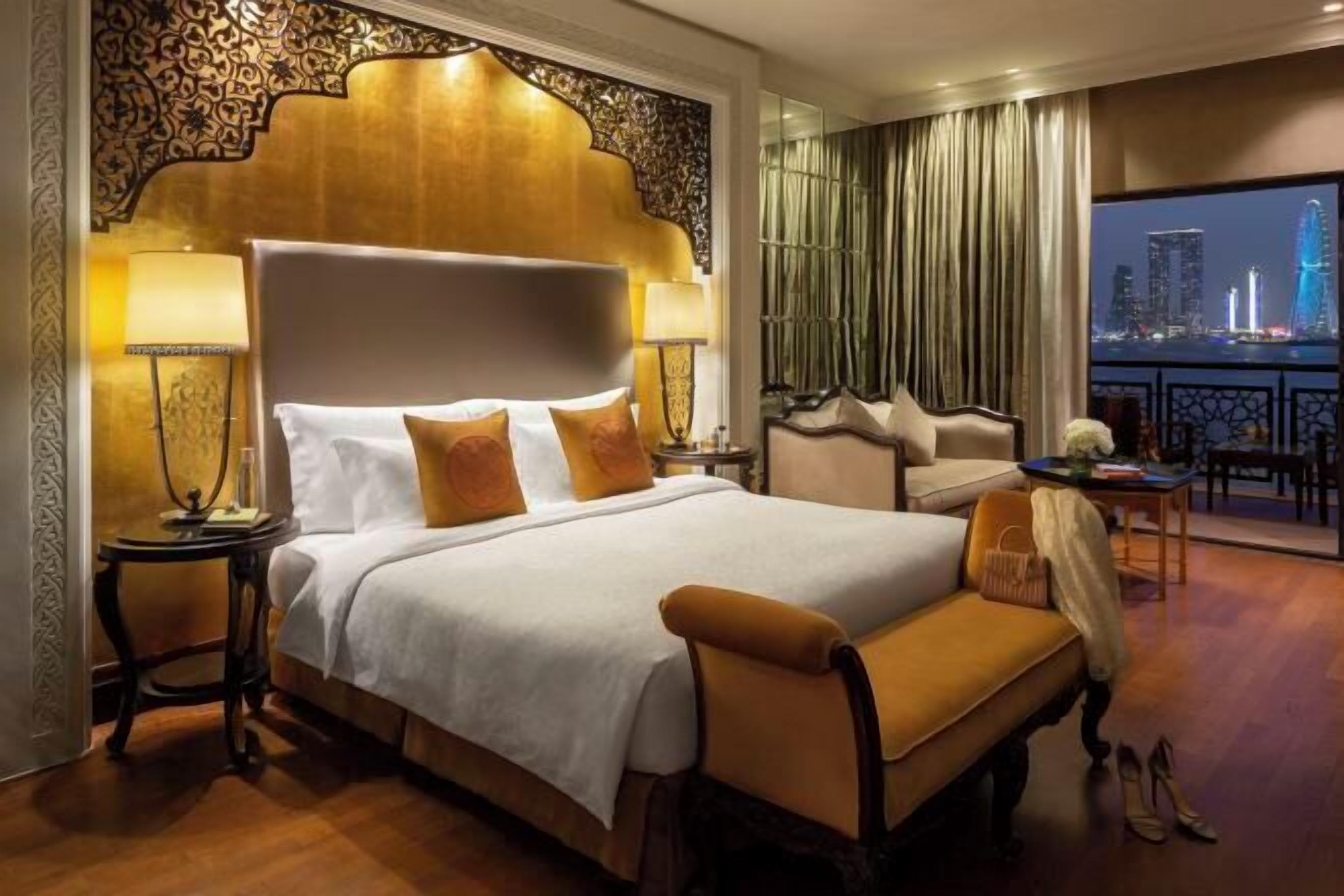 Premium bedding, minibar, in-room safe, desk