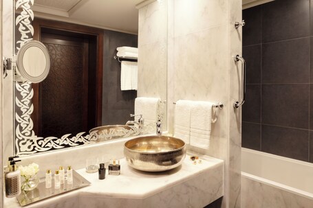 Jumeirah Zabeel Saray Dubai - Image 116