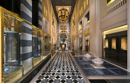 Jumeirah Zabeel Saray Dubai - Image 1