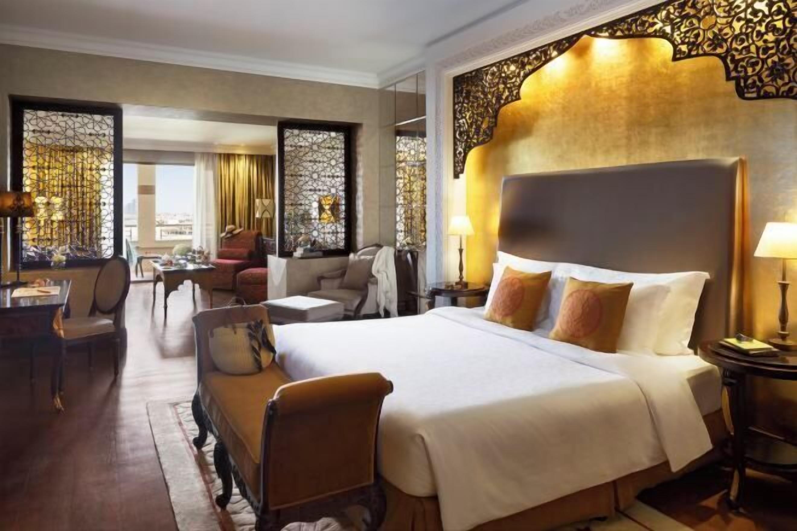 Premium bedding, minibar, in-room safe, desk