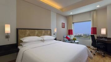 Premier Room, 1 King Bed | Premium bedding, in-room safe, desk, soundproofing