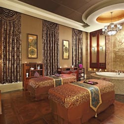 Couples treatment room(s), sauna, hot tub, steam room, body treatments