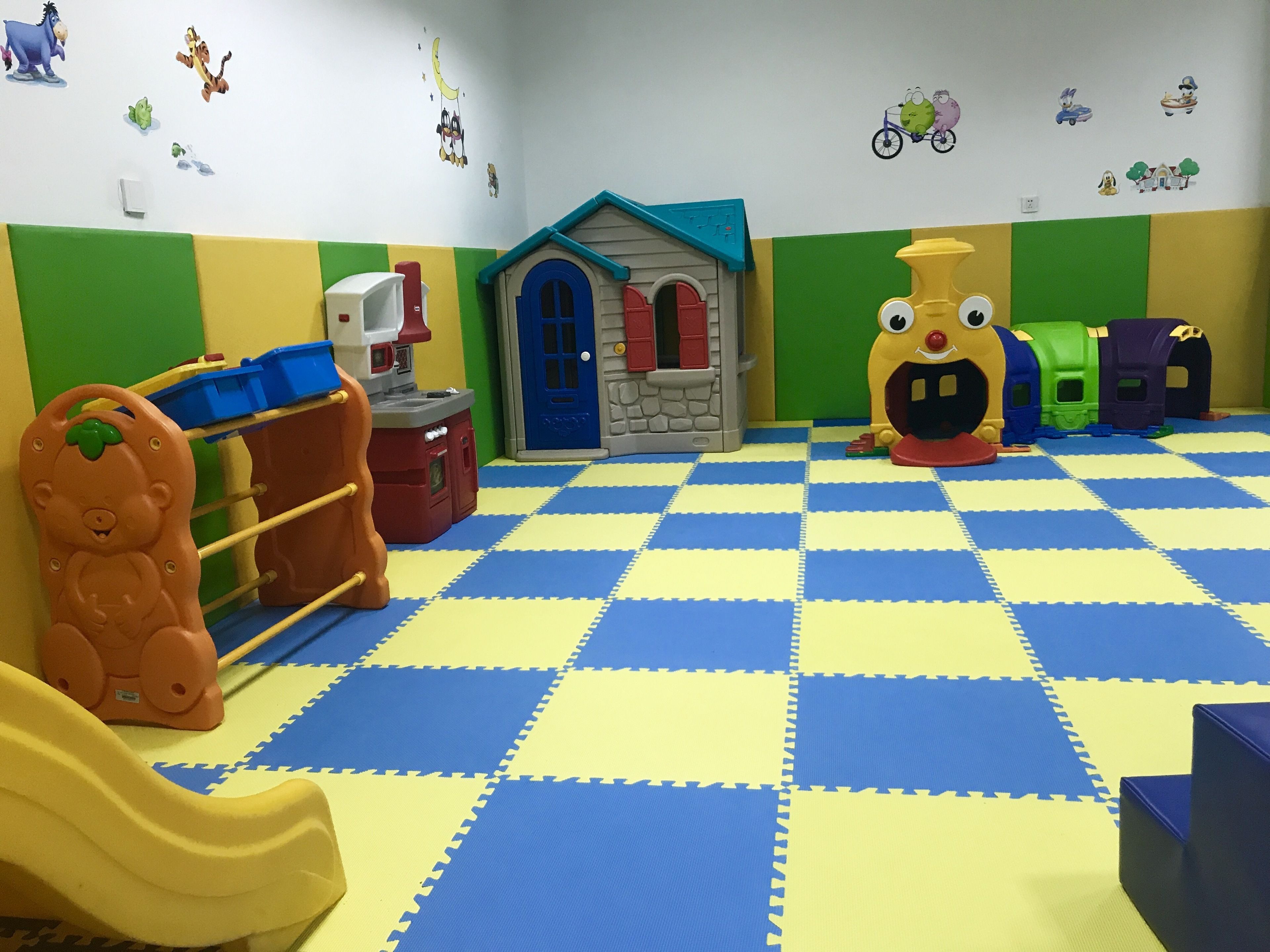 children’s play area – indoor