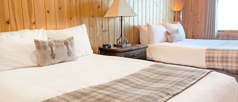 Standard Room, 2 Double Beds, Lake View