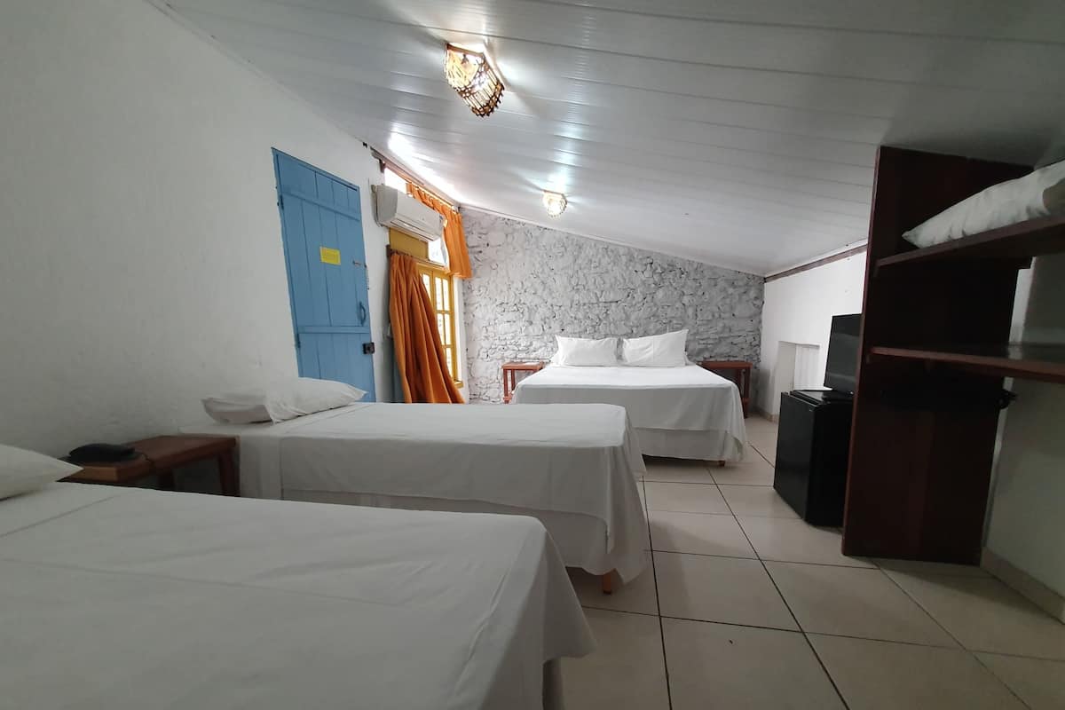 Standard Quadruple Room