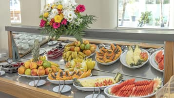 Petit déjeuner buffet compris tous les jours