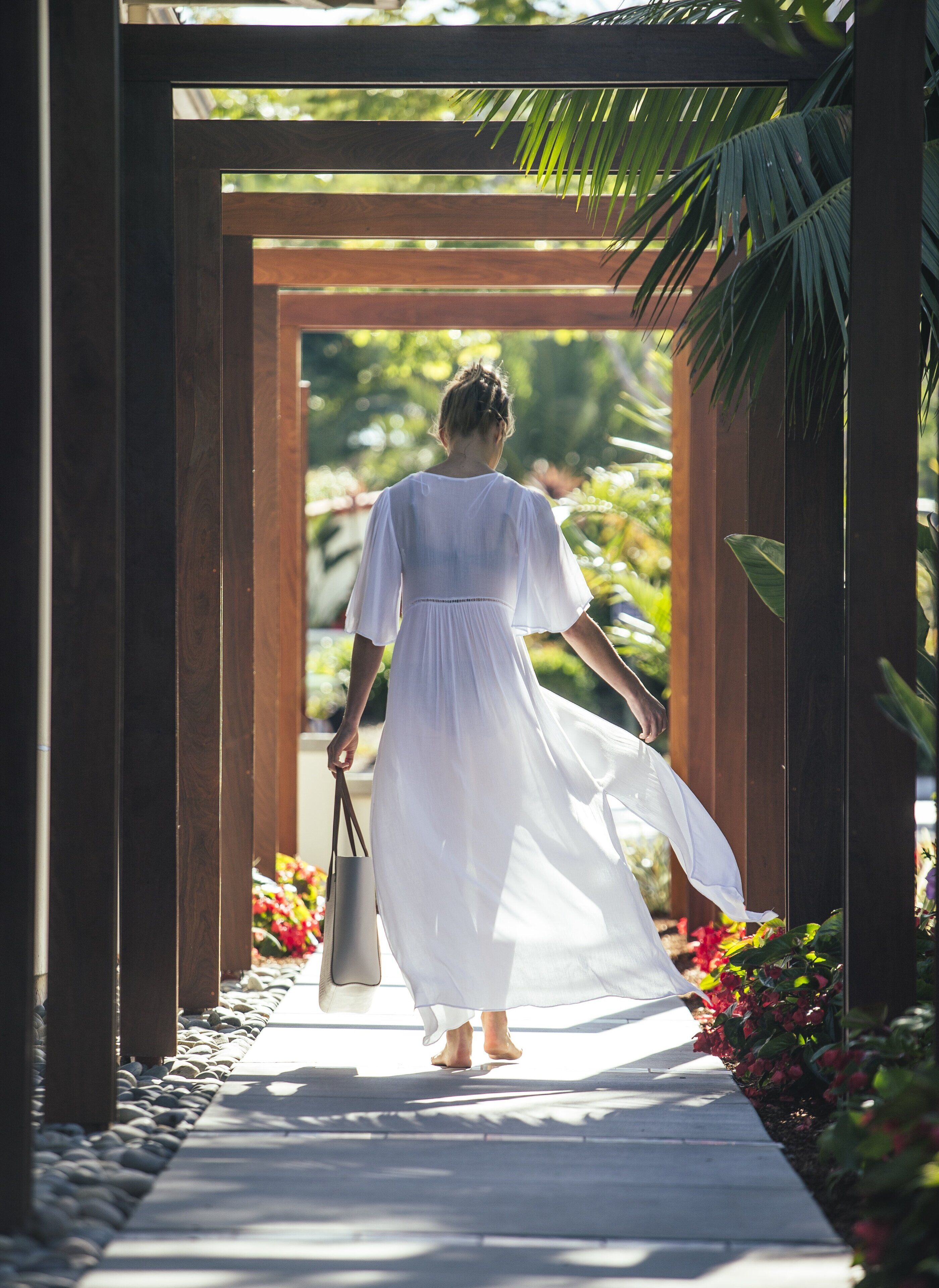 breakfast, lunch, dinner served; californian cuisine