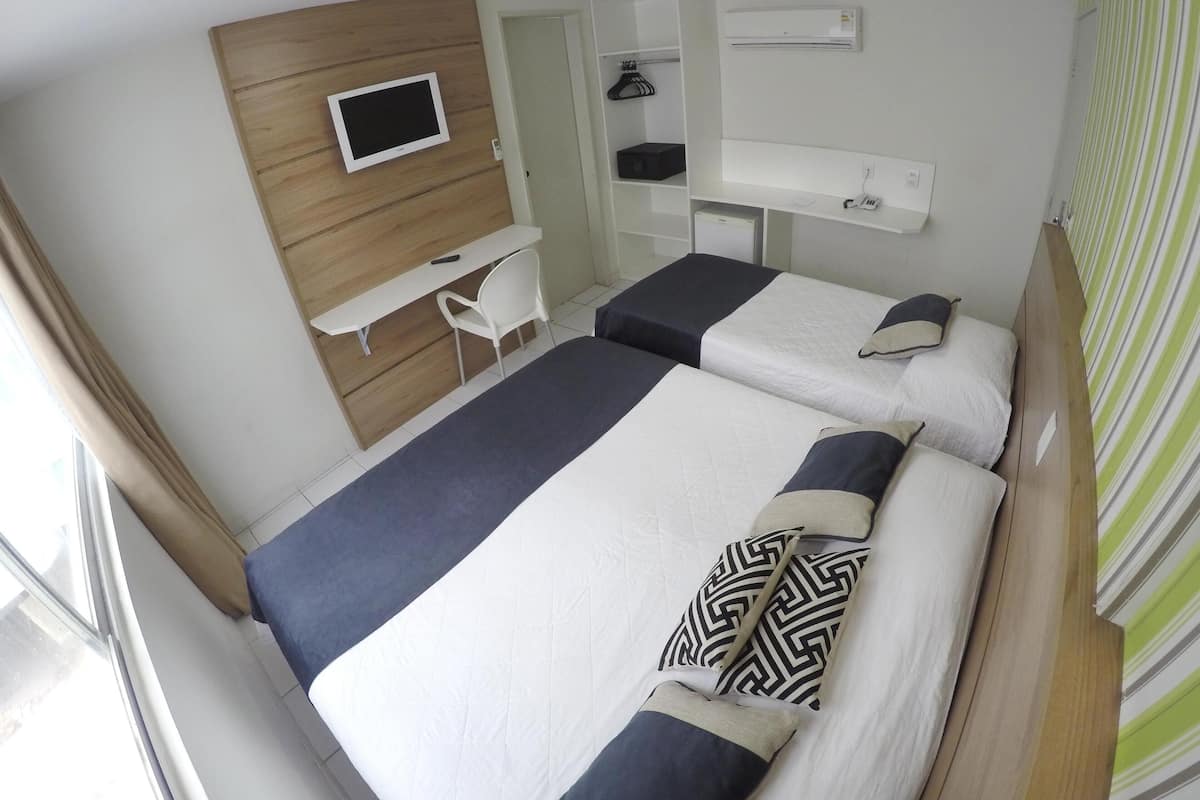 WiFi (free), bed sheets