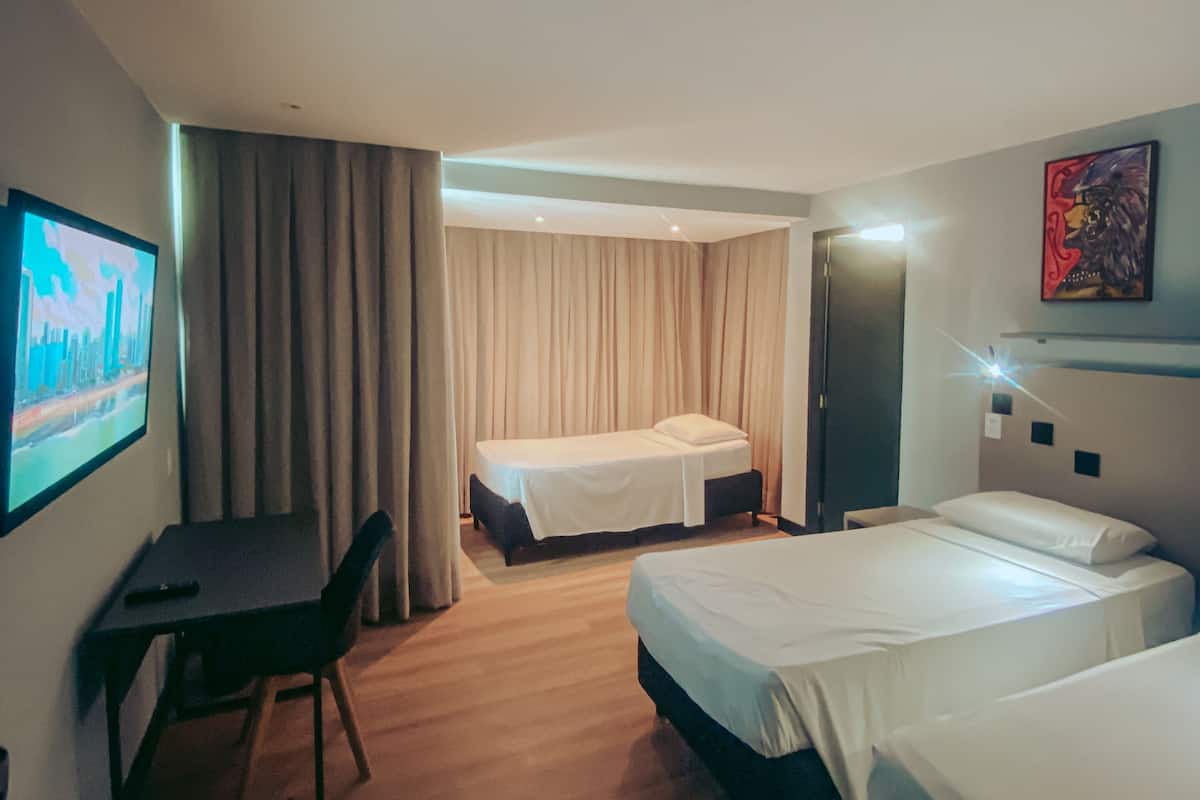 Chambre Triple Supérieure | Wi-Fi gratuit, draps fournis