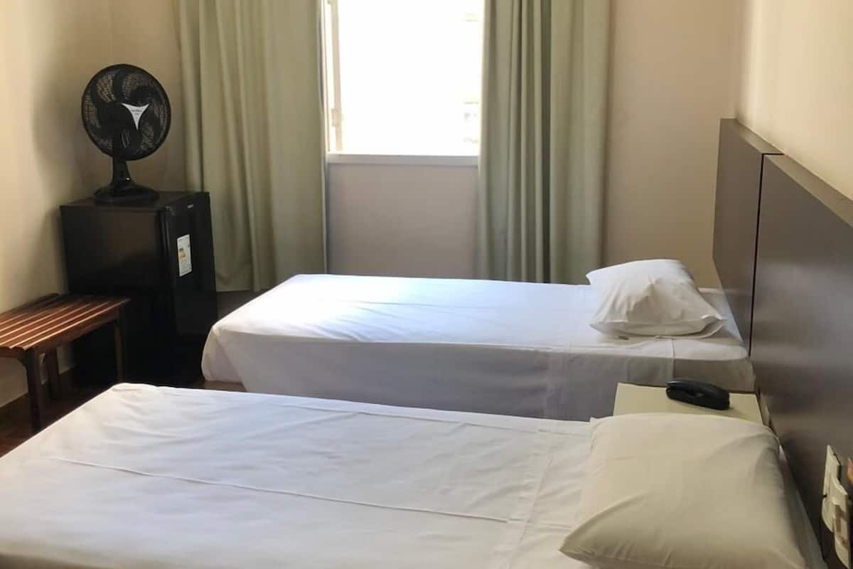 Standard-Zweibettzimmer