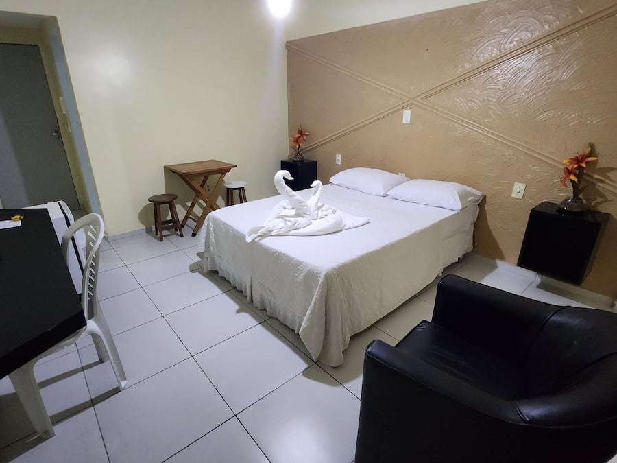 Dobbeltrom – superior, 1 dobbeltseng, ikke-røyk | Safe på rommet, individuelt dekorert, wi-fi (inkludert) og sengetøy