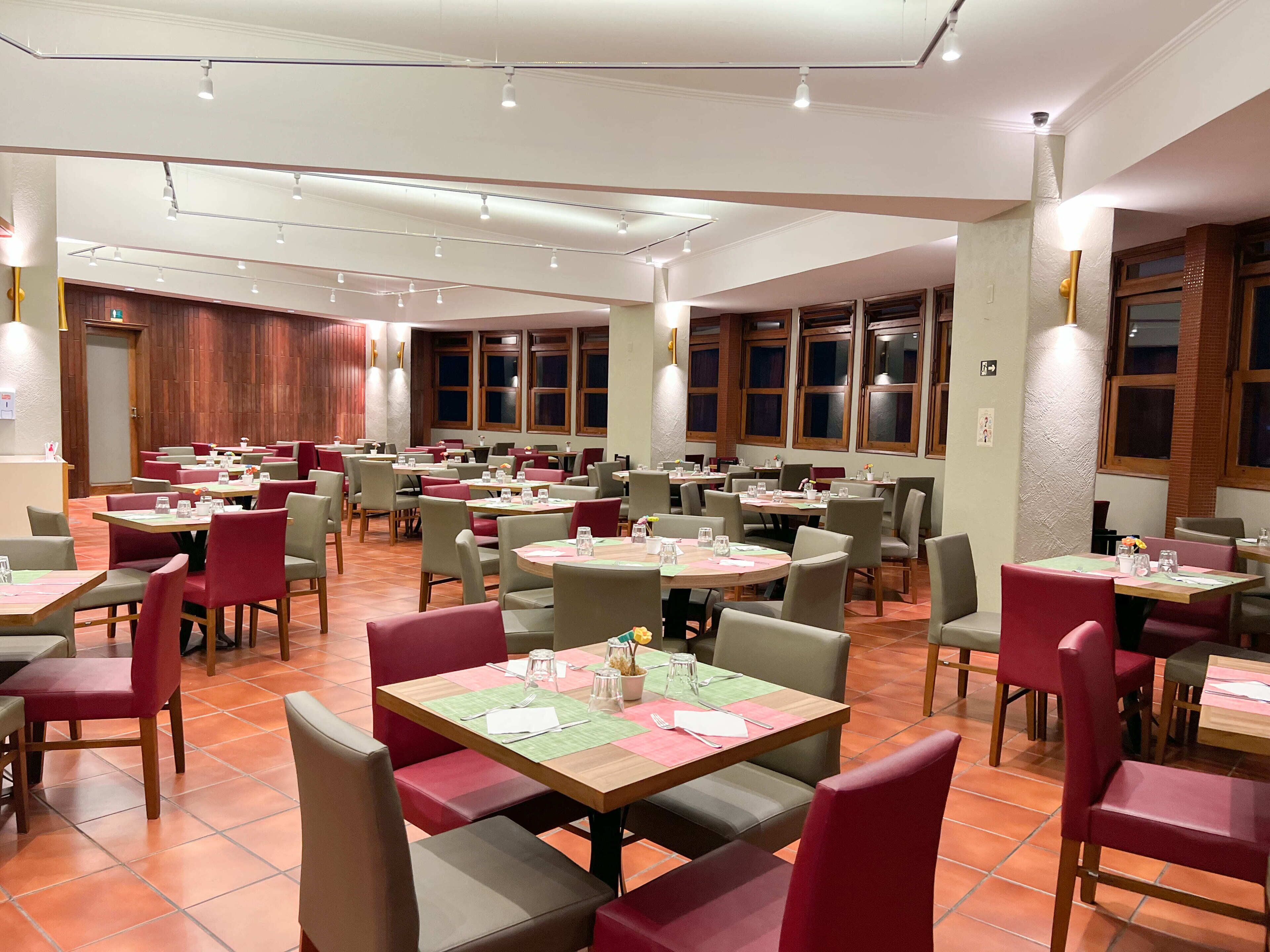 Almoço e jantar, culinária internacional