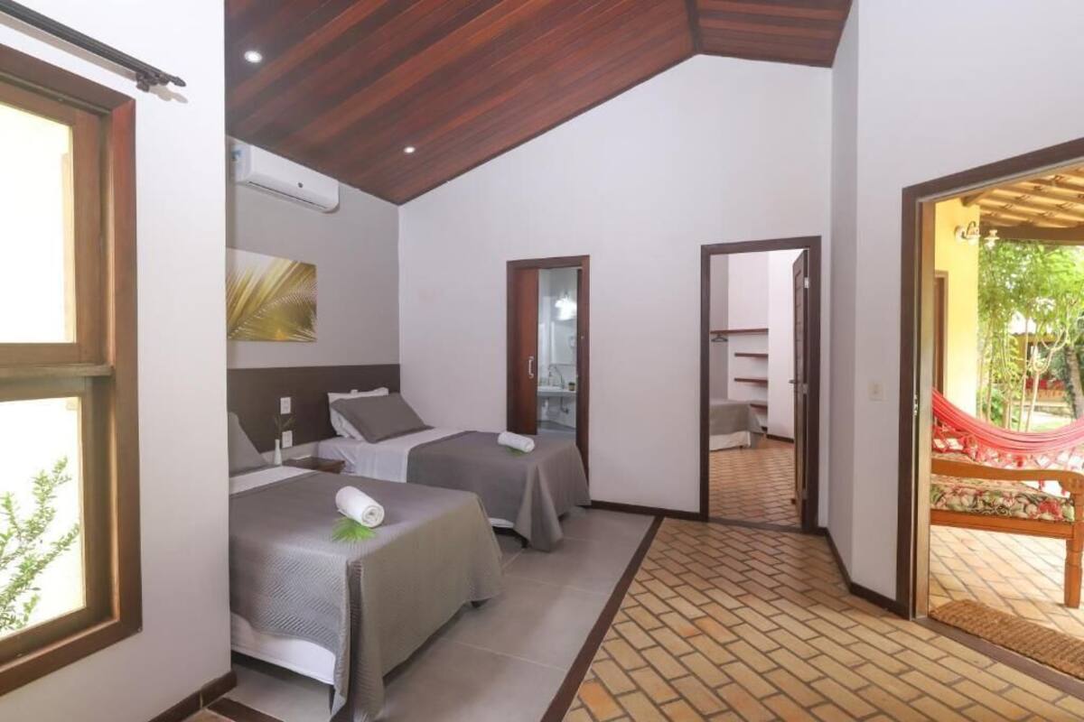 1 bedroom, in-room safe, free WiFi, bed sheets