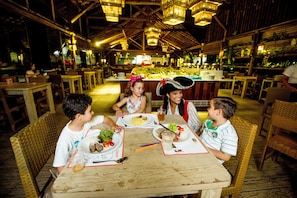 Hi ha 3 restaurants amb plats de cuina brasilera