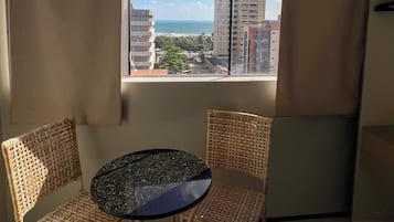 Quarto standard, vista para o mar | 1 quarto, frigobar, Wi-Fi de cortesia, roupa de cama