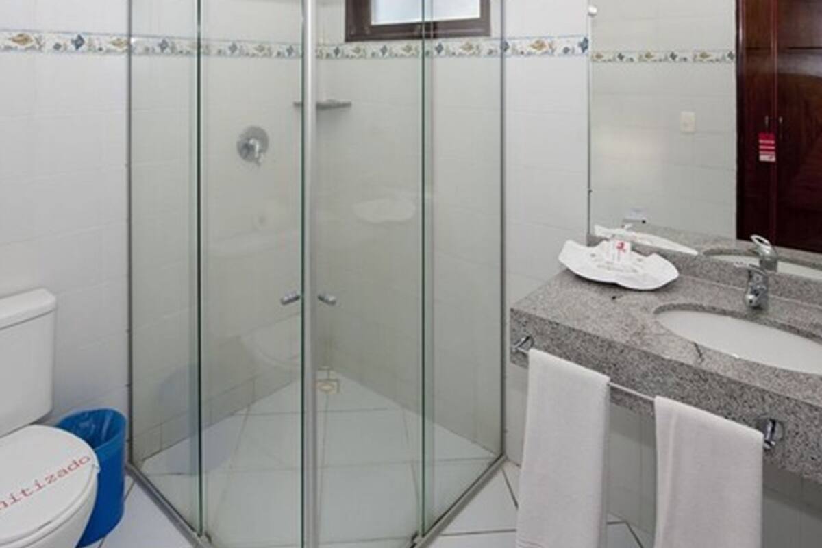 deluxe room, sea view (1st to 3rd floor) | bathroom amenities | shower, free toiletries, hair dryer, towels