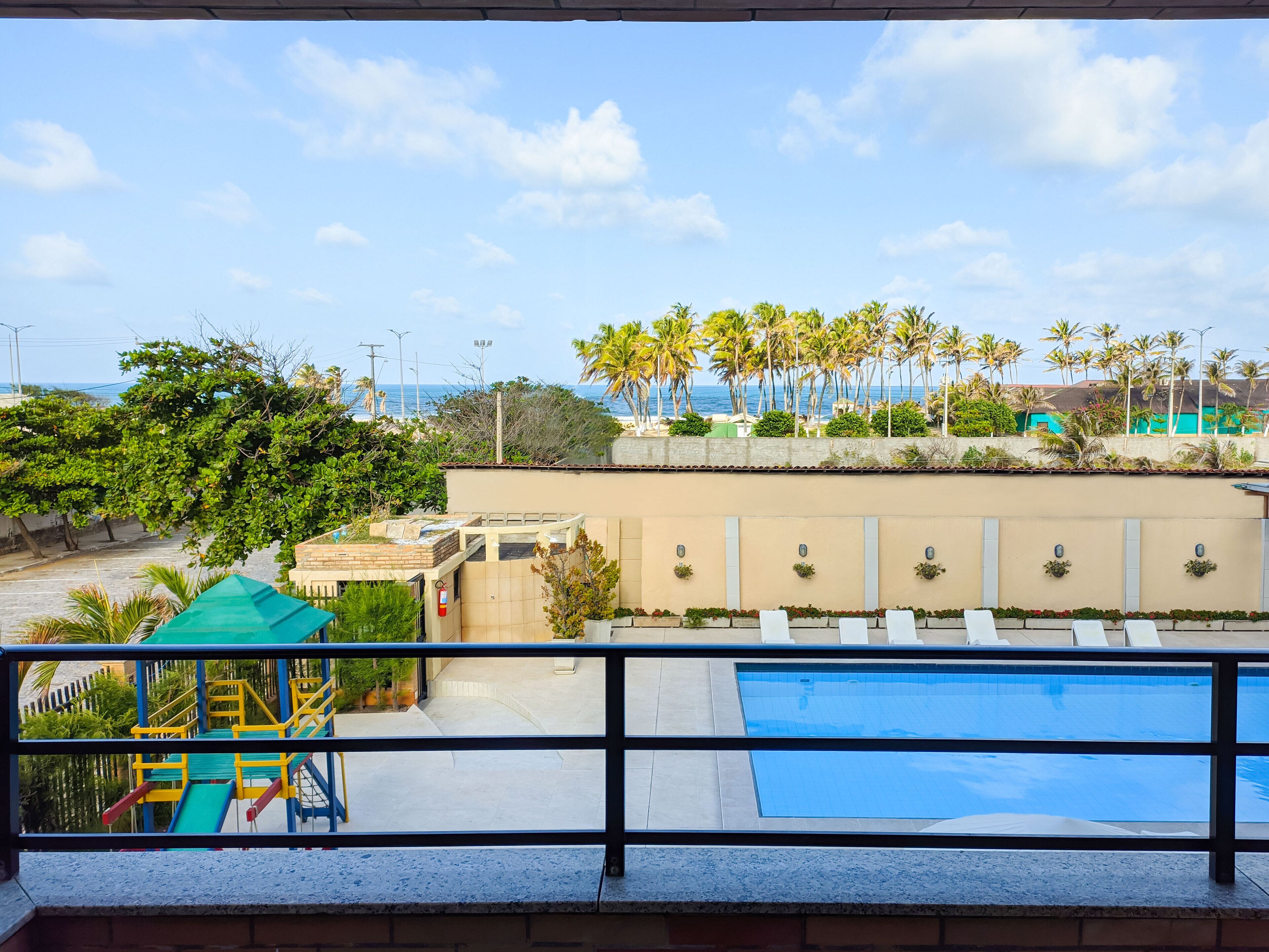 Frigobar, cofres nos quartos, individualmente mobiliados