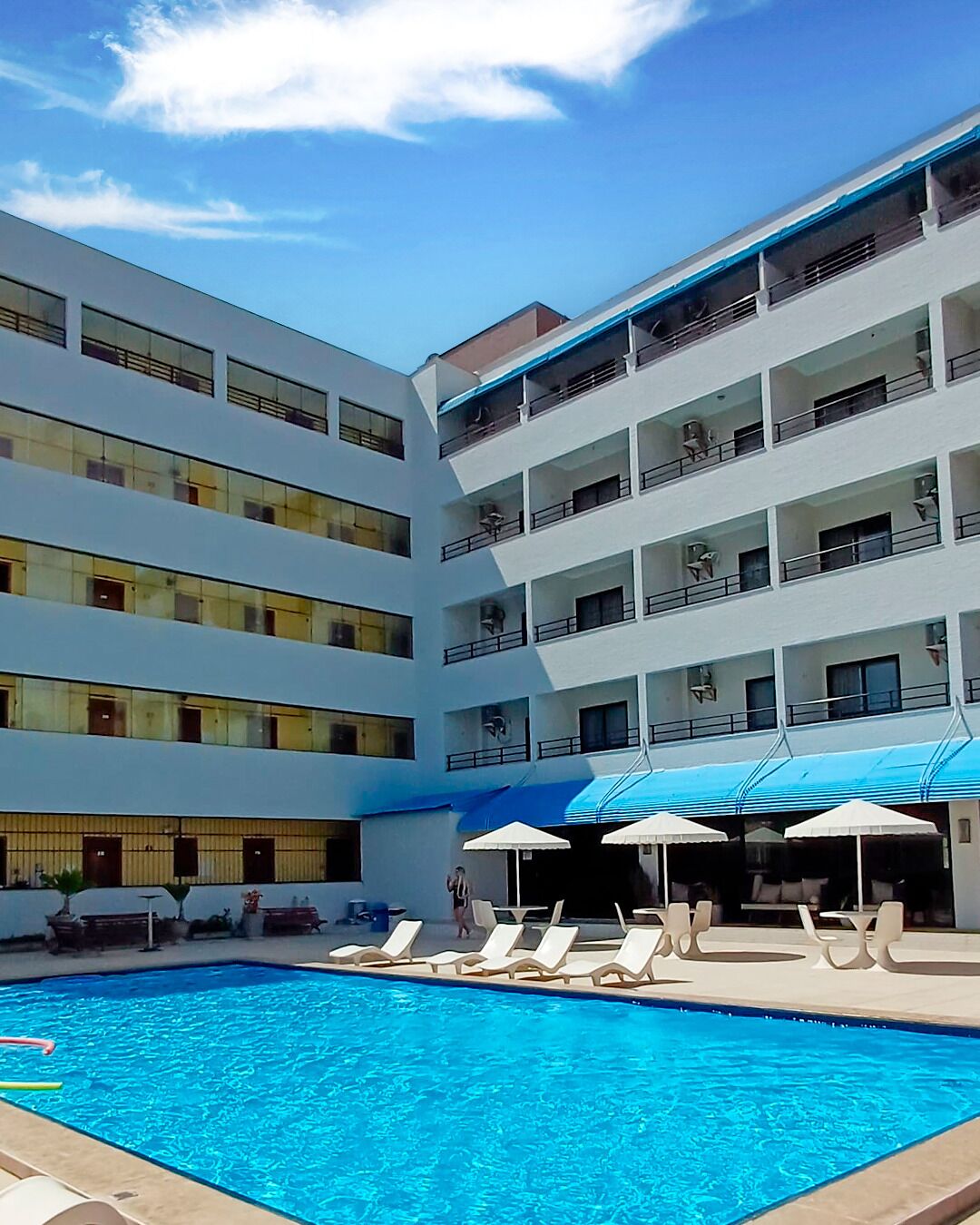 Photo - Golden Beach Hotel