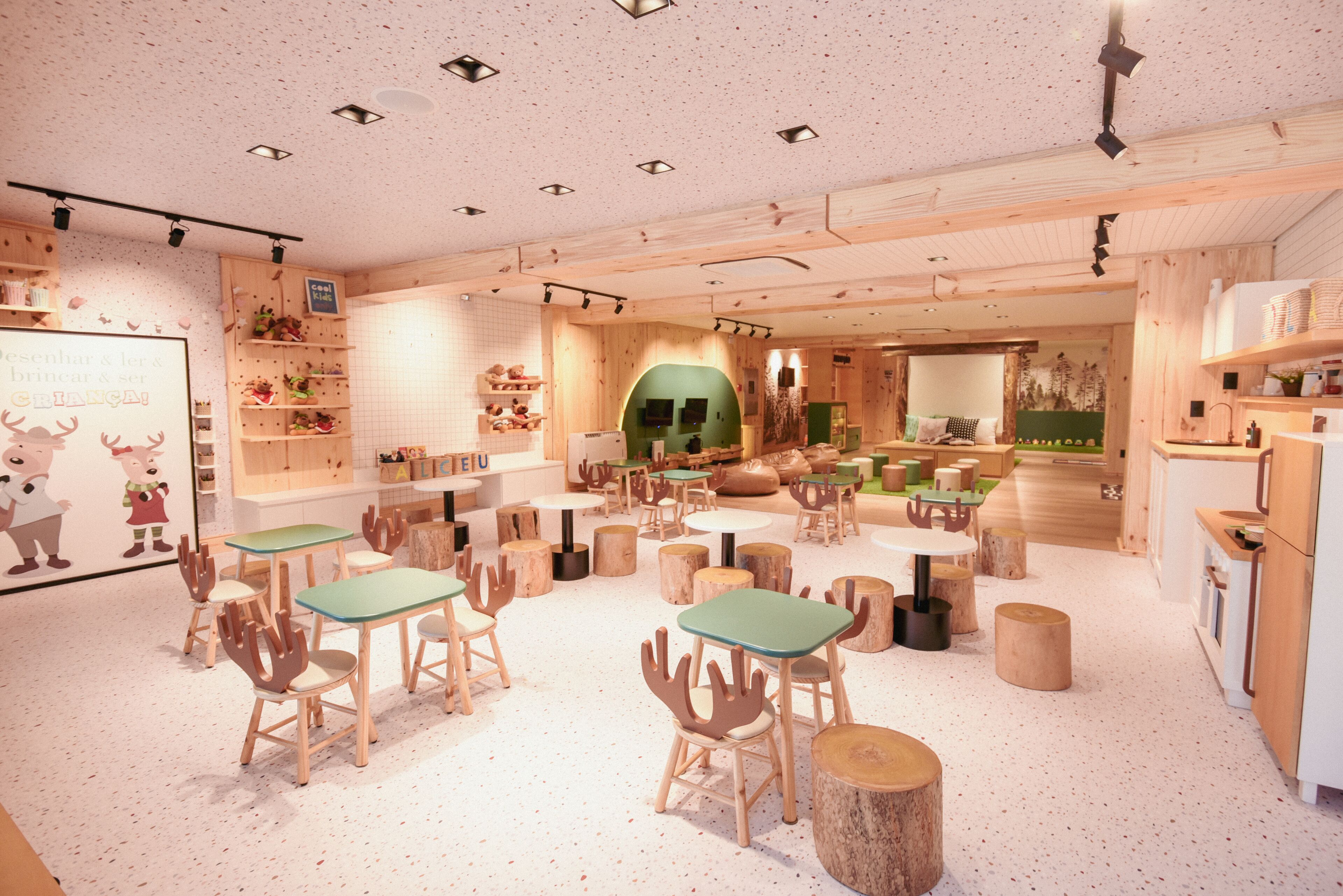 Children's play area - indoor