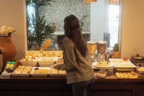 Free daily buffet breakfast - Fortaleza Mar Hotel (Fortaleza)