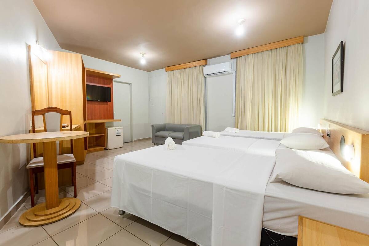 Minibar, caja de seguridad en la habitación y cunas gratuitas 