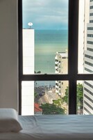Frigobar, cofres nos quartos, berços grátis, Wi-Fi de cortesia