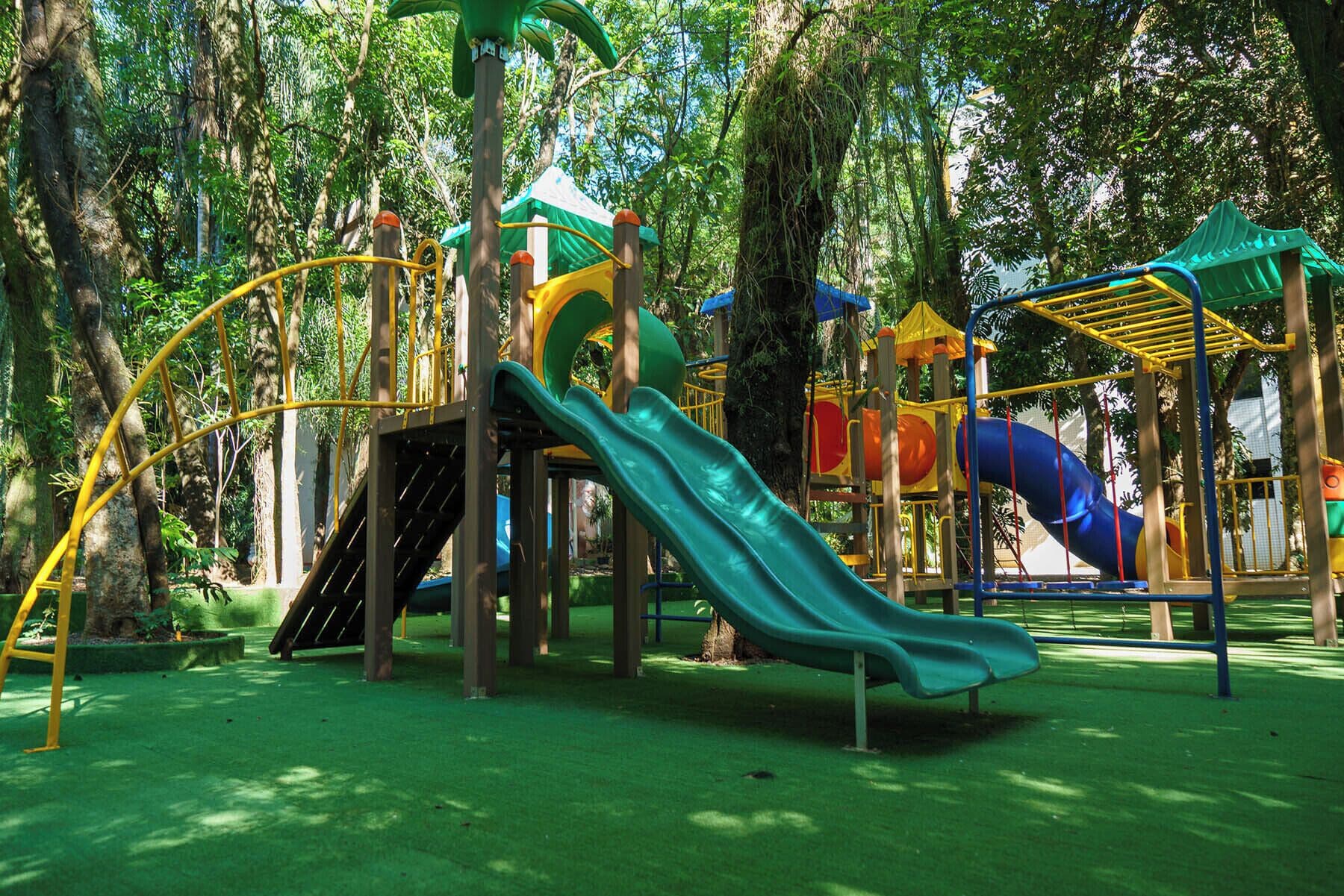 children’s play area – outdoor