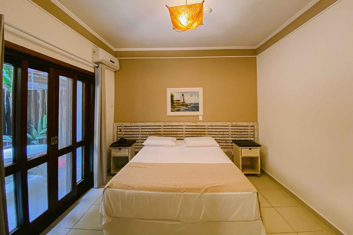 Minibar, in-room safe, blackout curtains, iron/ironing board