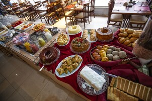 Café da manhã continental grátis