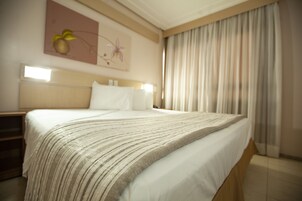 Premium Double Room | Minibar, in-room safe, desk, free cribs/infant beds