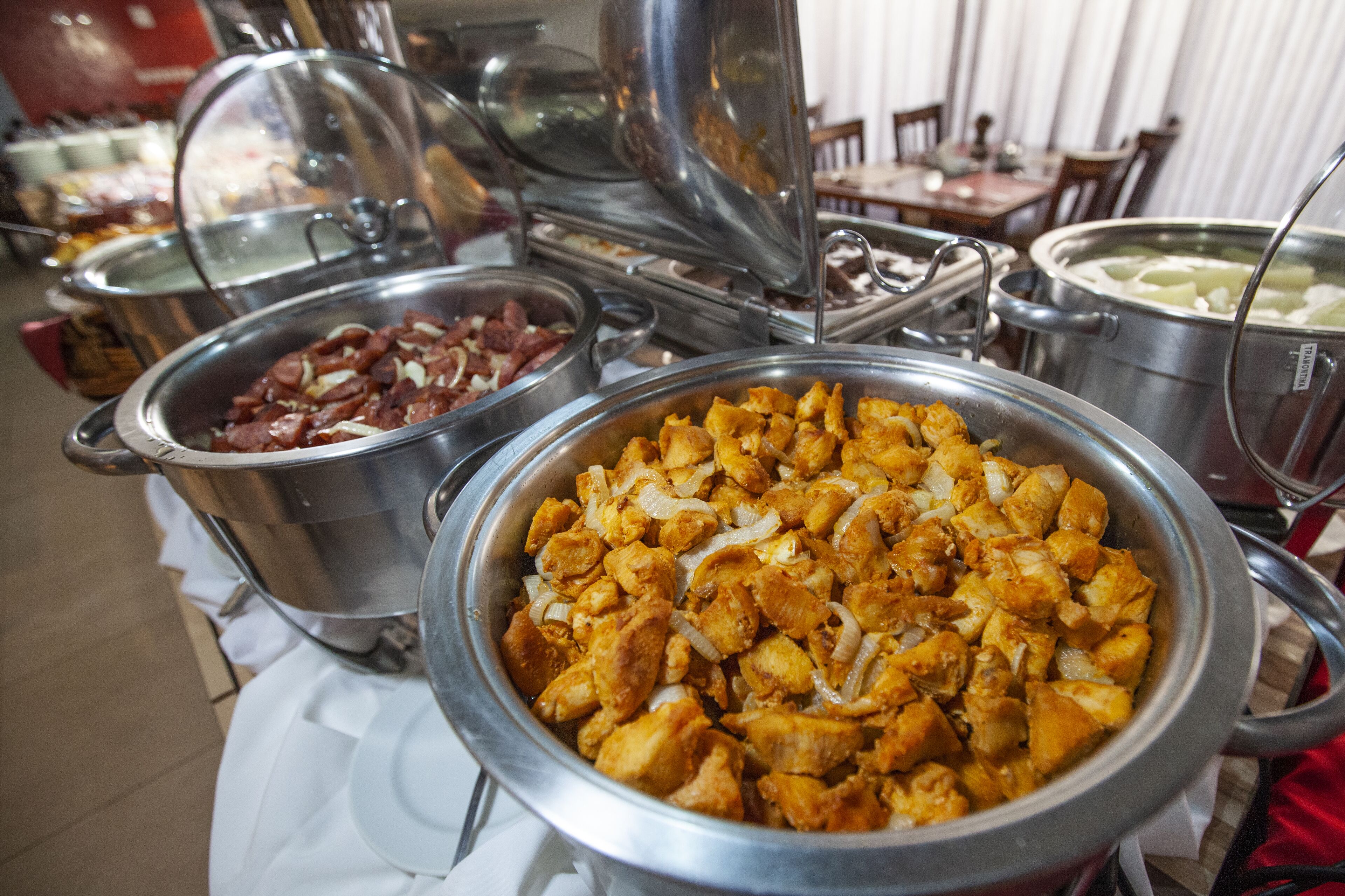 free continental breakfast