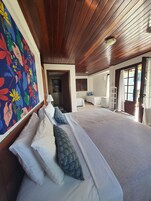 Chale Master Quadruplo | Pillowtop beds, minibar, in-room safe, blackout drapes