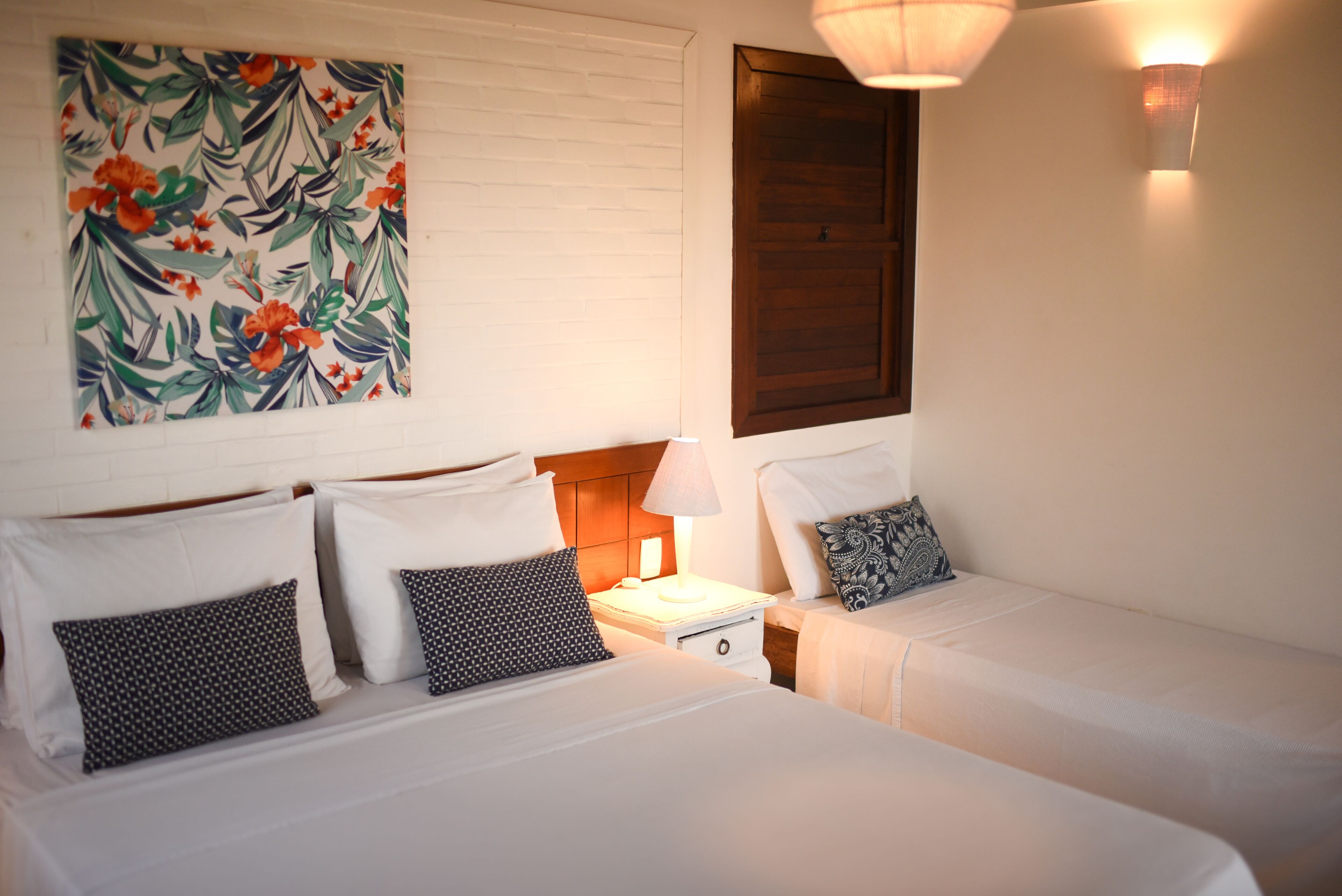 superior cabin (chale master) | pillow-top beds, minibar, in-room safe, blackout curtains