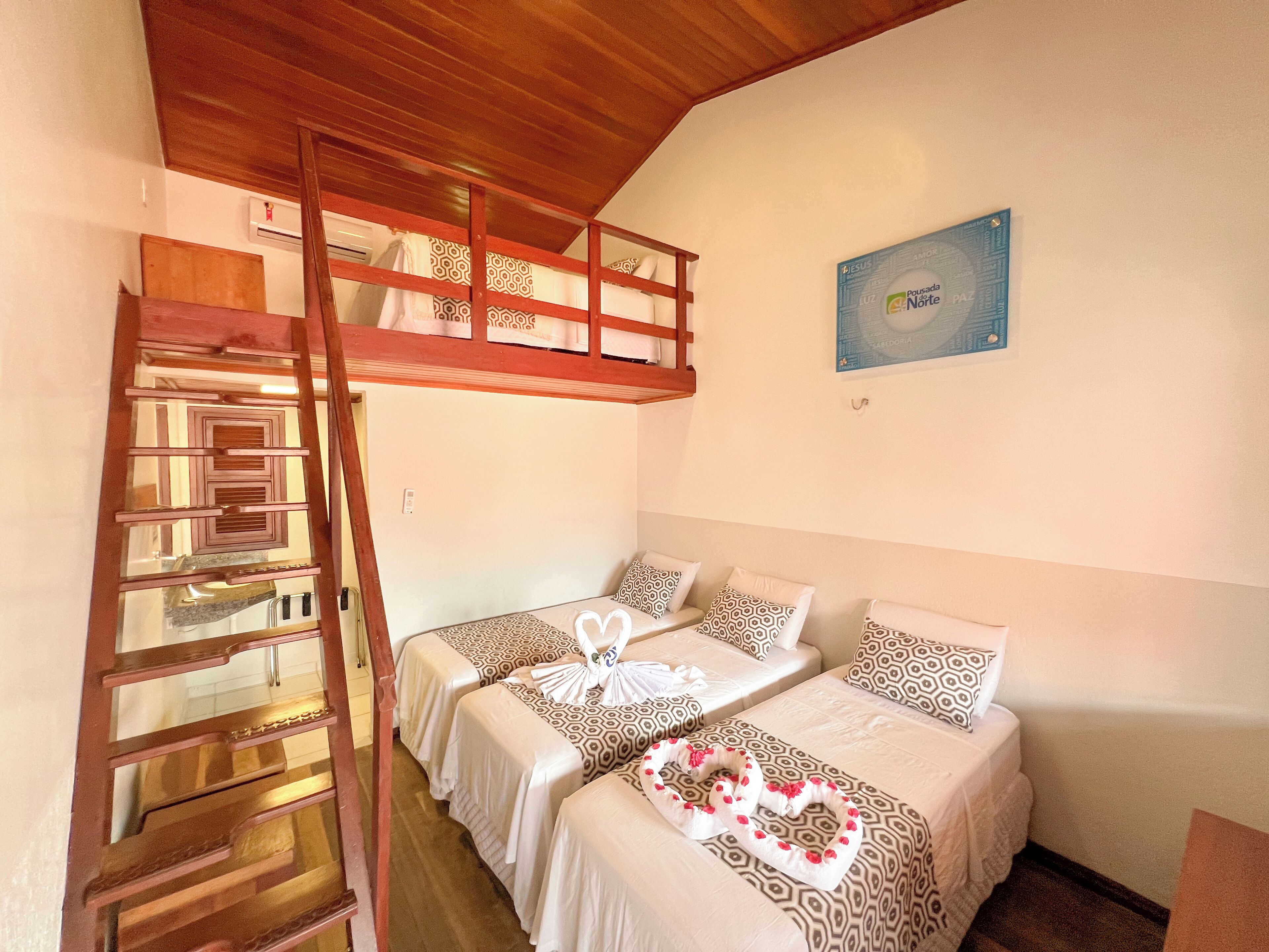 Minibar, wifi gratis y ropa de cama 