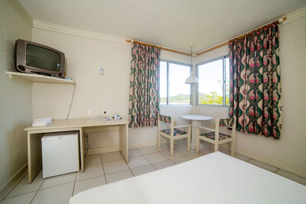 1 chambre, minibar, bureau, espace de travail pour ordinateur portable