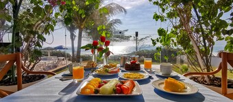 Ingleses Praia Hotel