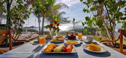 Ingleses Praia Hotel