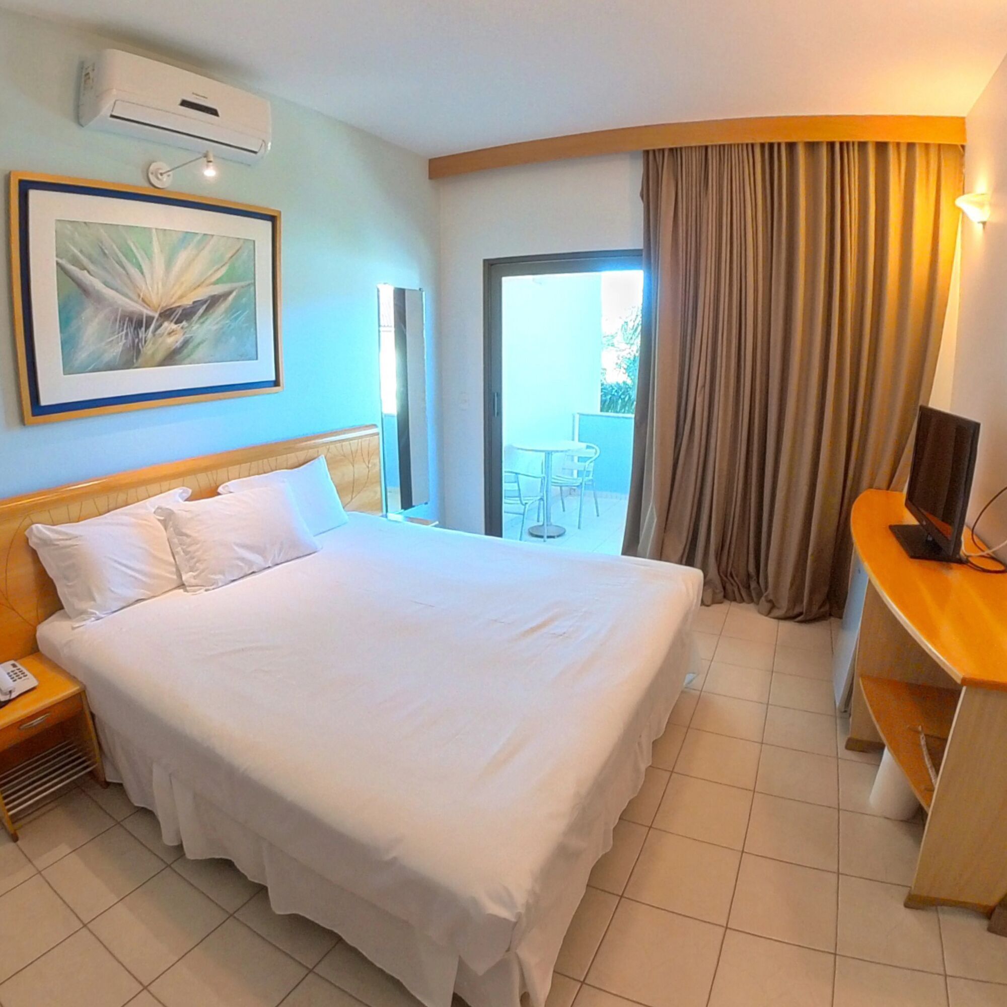 Minibar, in-room safe, blackout drapes, free WiFi