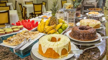 Desayuno buffet incluido todos los días