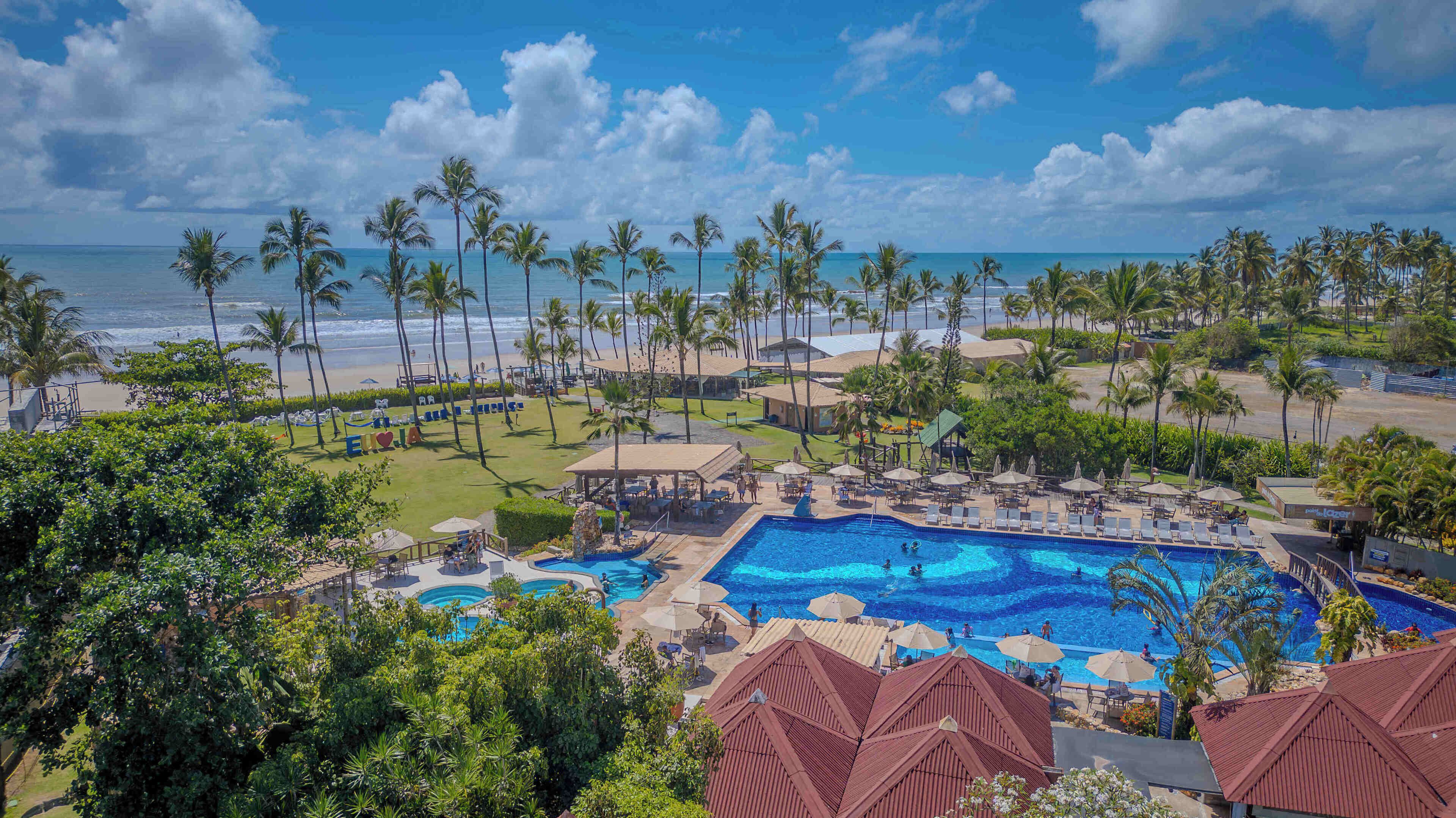 منظر من الجو على ارتفاع عالٍ