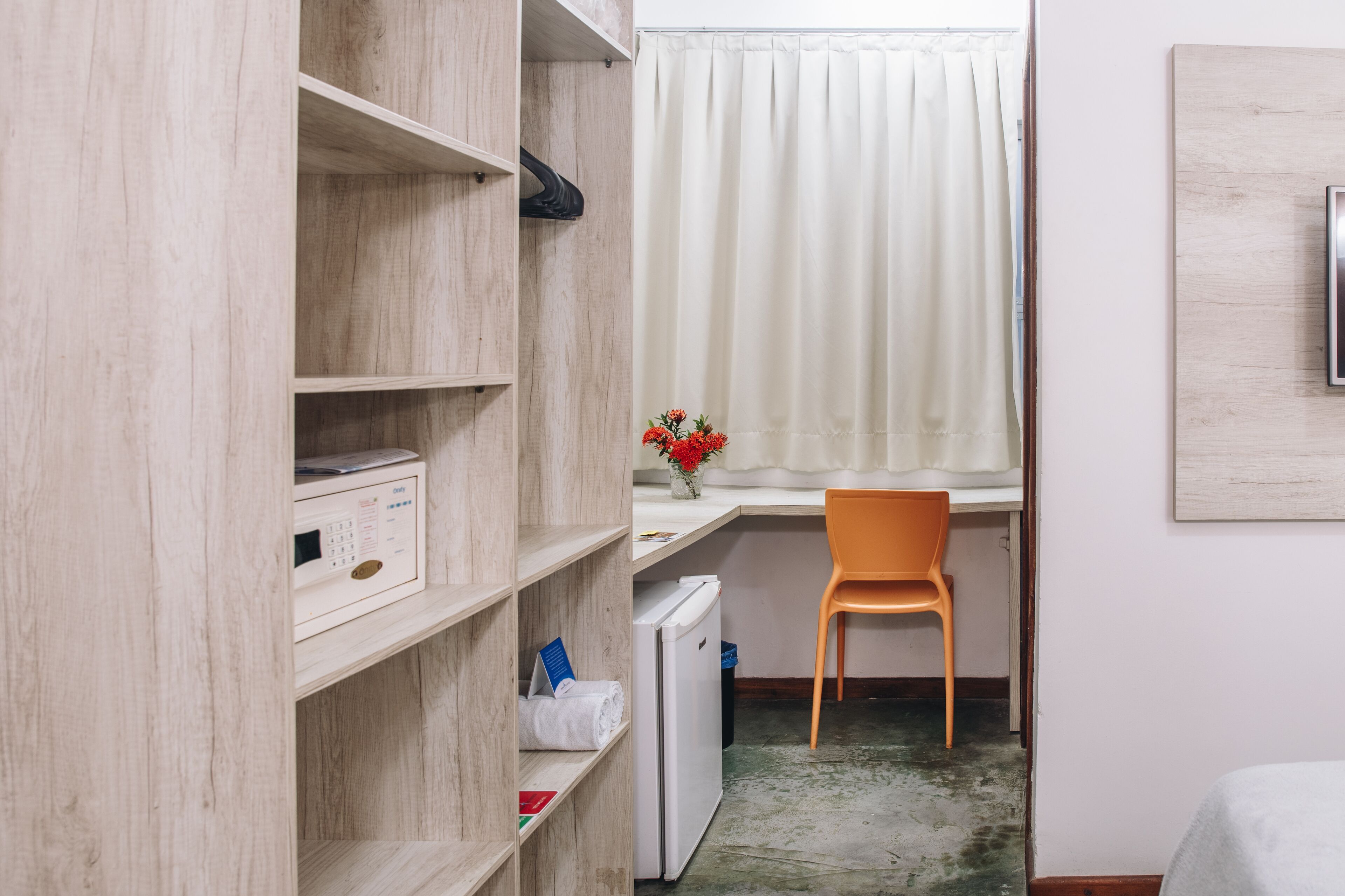 standard room - facing the road | minibar, in-room safe, individually decorated, individually furnished