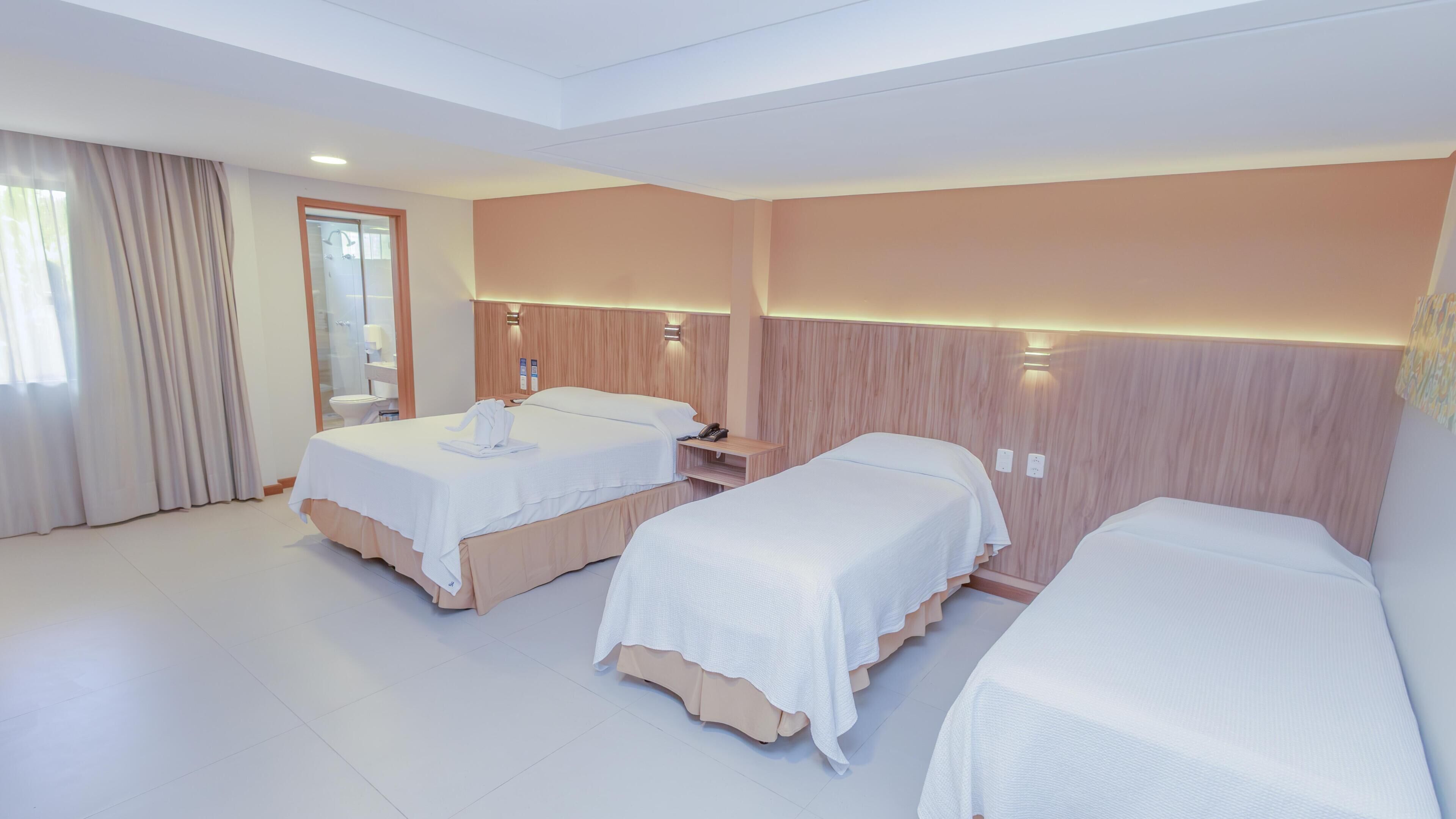 Minibar, safe på rommet, individuelt dekorert og individuelt innredet